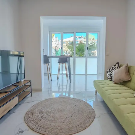 Blue Sea Unique In - Short Walk To The Beach