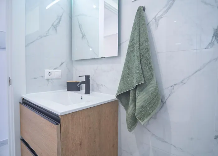 Appartement Blue Sea Unique In - Short Walk To The Beach *